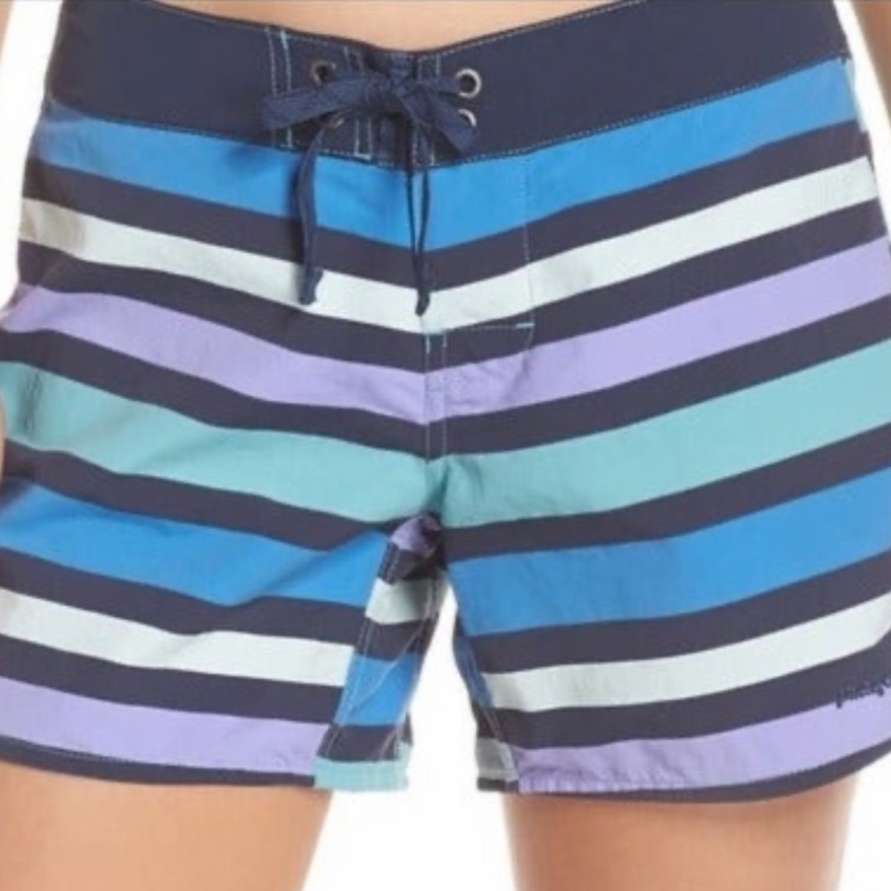 NWT Patagonia Wavefarer Blue Striped Board Shorts Zip-Pocket Tie Front Size 6 - Picture 8 of 9